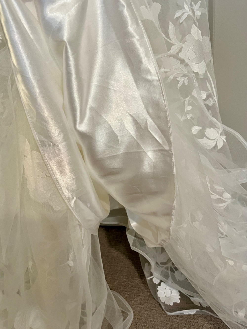Maggie Sottero Natalie Wedding Dress -- NWT, Unaltered - Picture 8 of 12